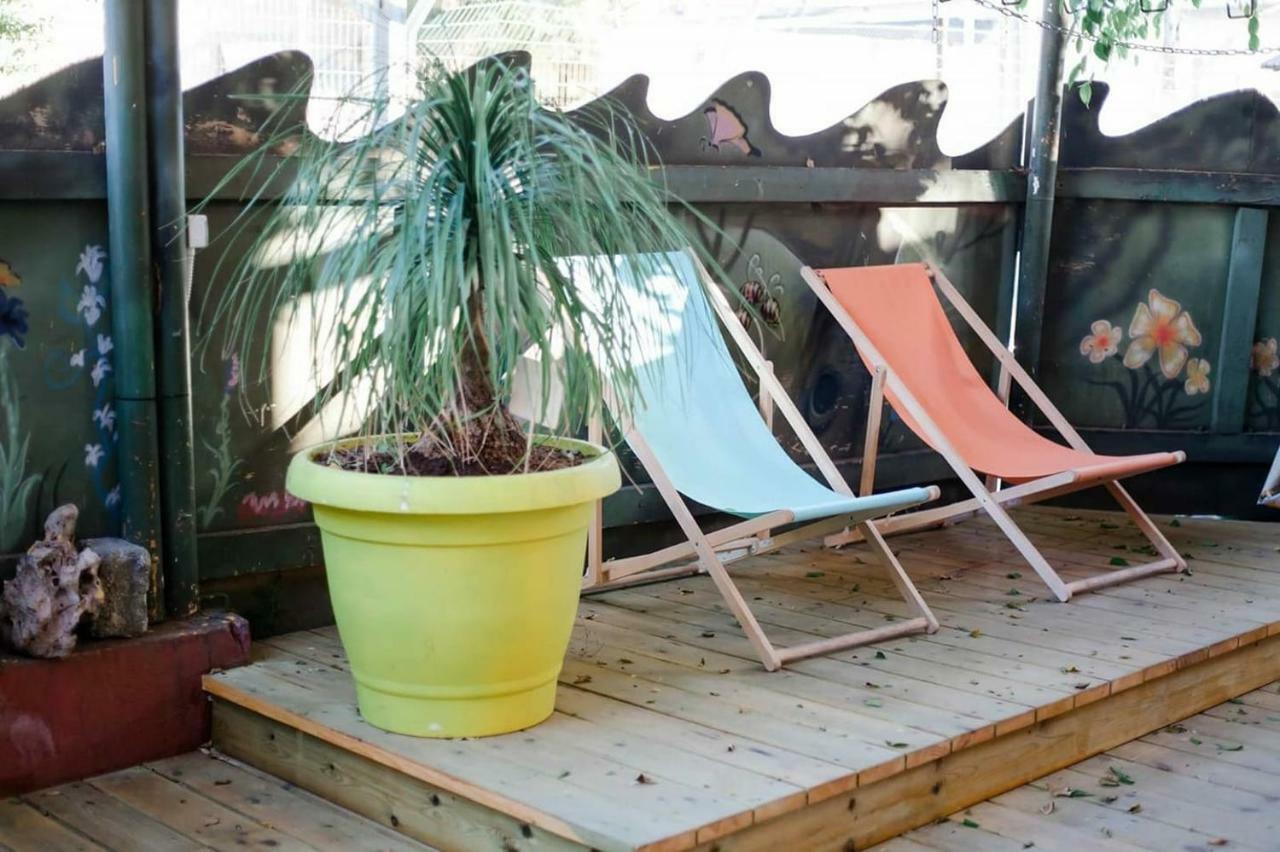 Caravan Hostel Tel Aviv By Roger Age 18-45 Exterior photo